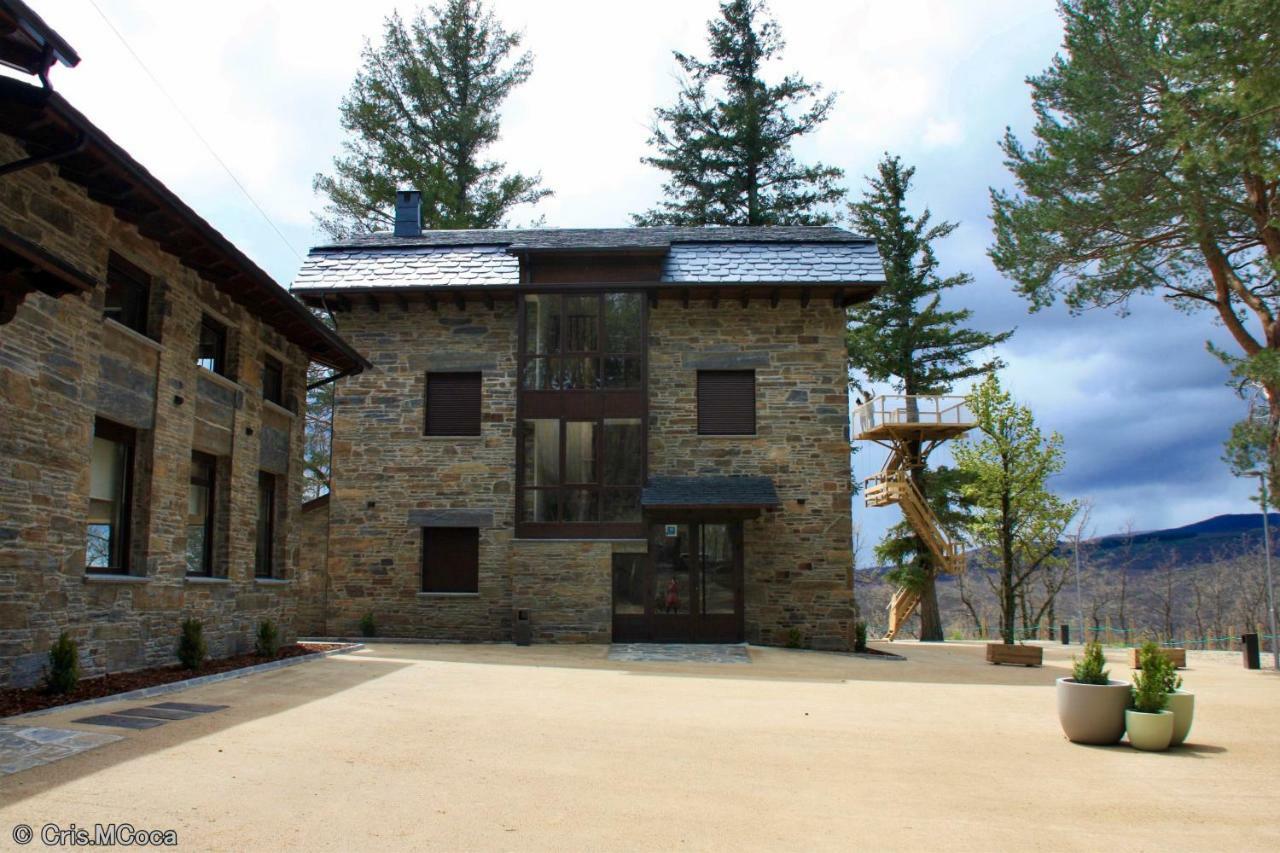 Villa Lucerna Sports & Hotel Resort Vigo de Sanabria Ngoại thất bức ảnh